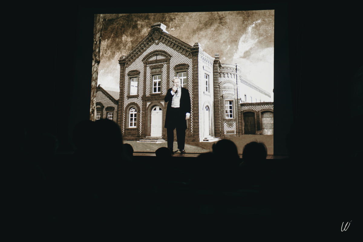 Le théâtre en miroir