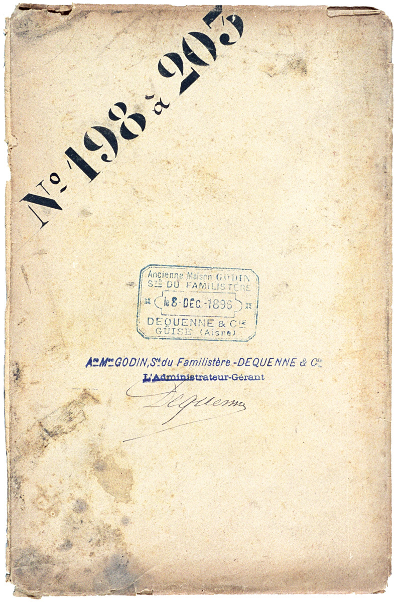 L'enveloppe est datée du 8 décembre 1896 et porte la signature de l'administrate