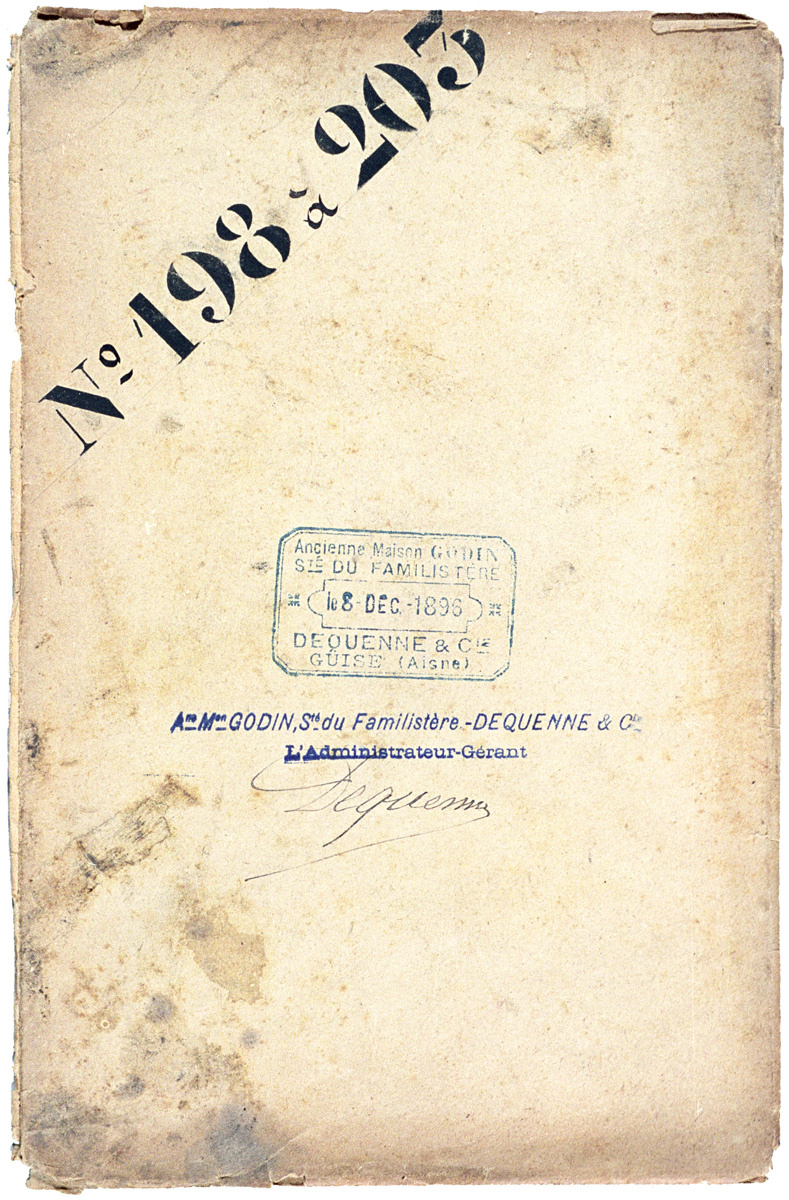 L'enveloppe est datée du 8 décembre 1896 et porte la signature de l'administrate