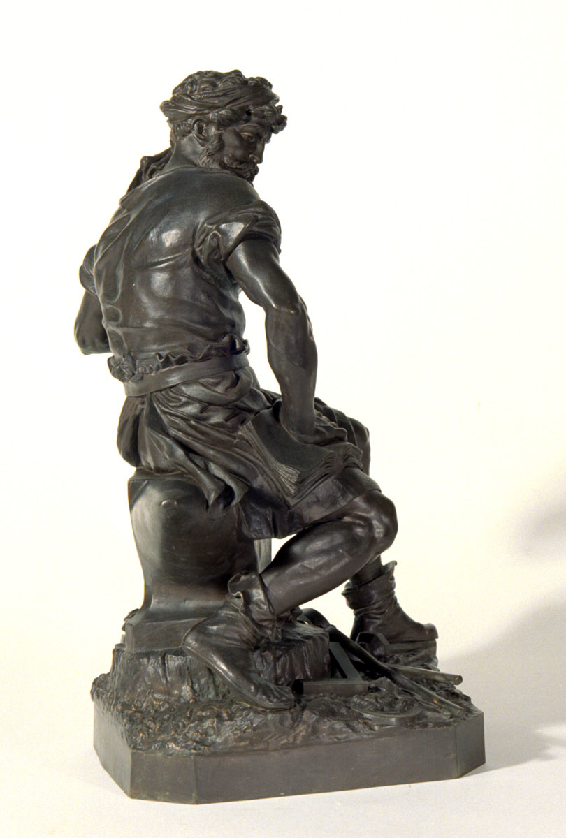 Vue de côté de la statuette du Travail par Charles-Auguste Lebourg.