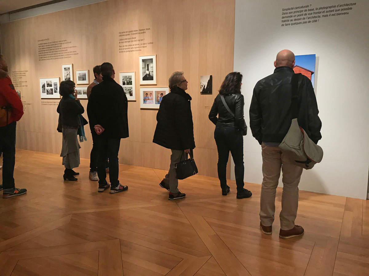 Vue d'une salle d'exposition.