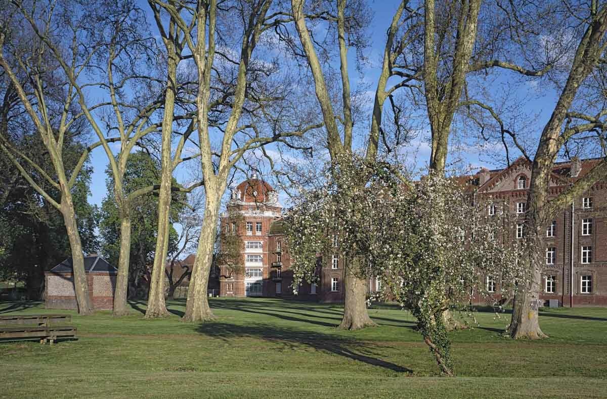 Le jardin de la presqu'île du Familistère de Guise