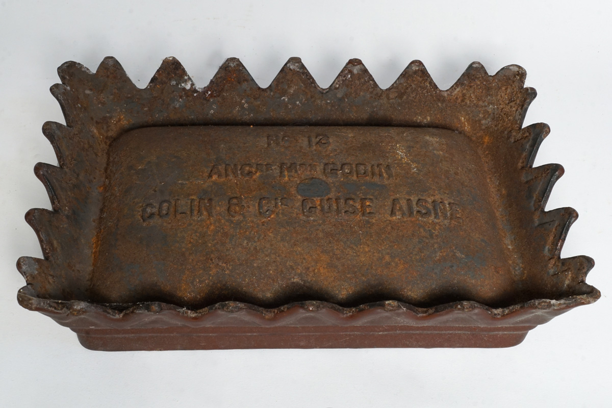 Vue du dessous du crachoir n° 13