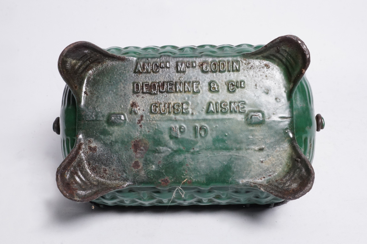 Vue du dessous de la chaufferette n° 10